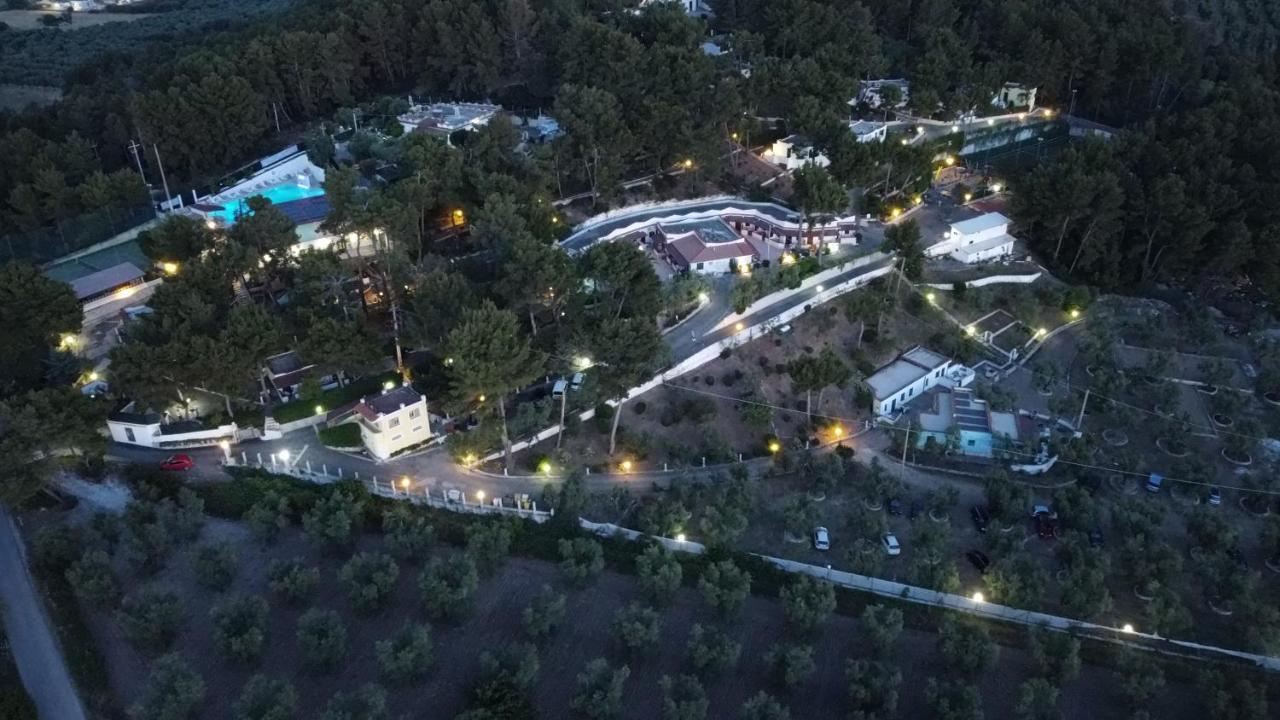 Villaggio Elisena ヴィエステ エクステリア 写真