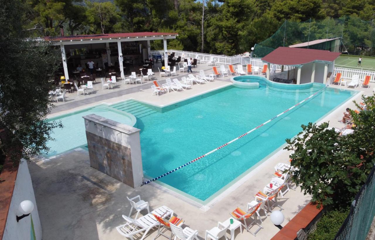 Villaggio Elisena ヴィエステ エクステリア 写真
