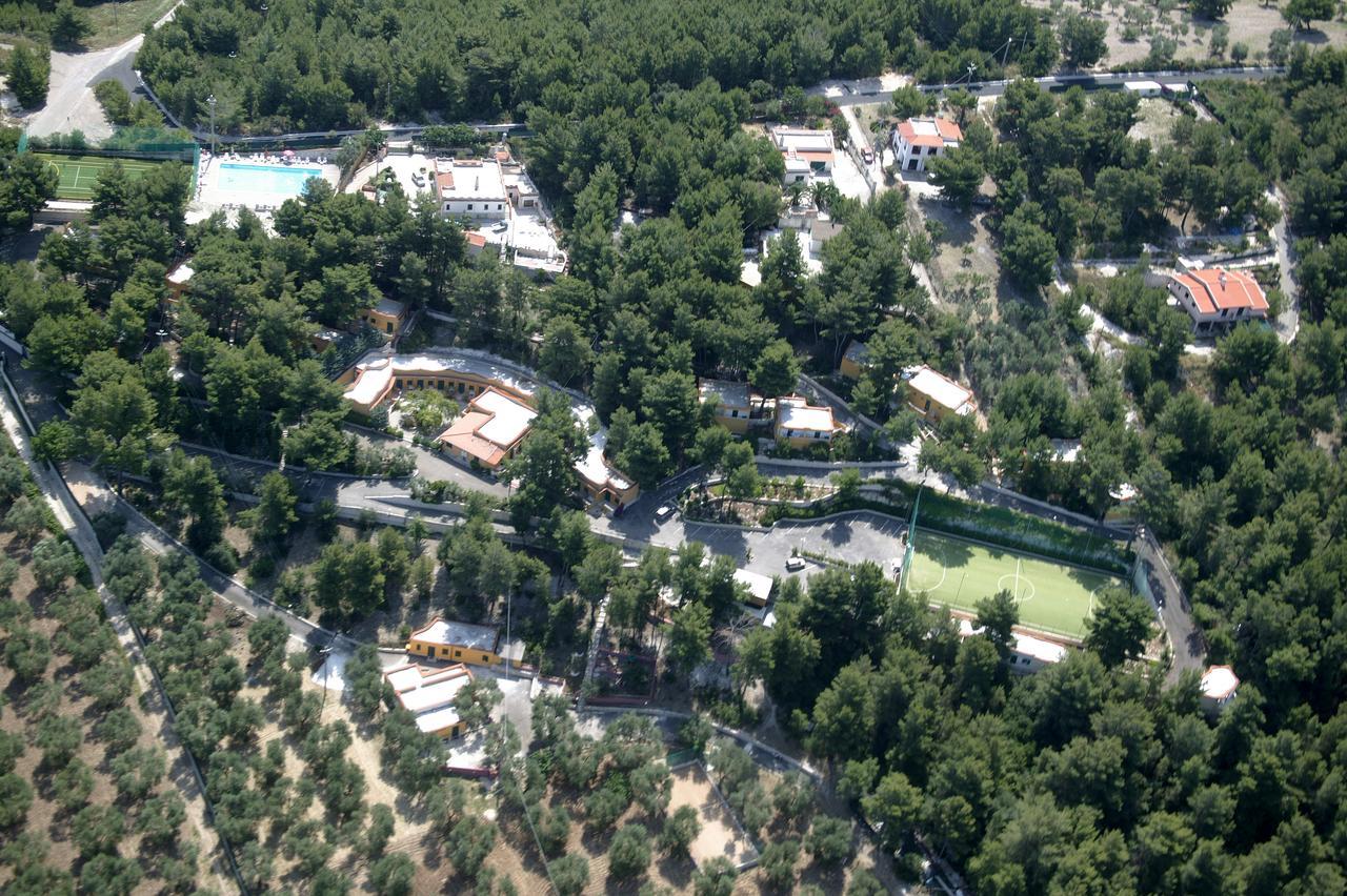 Villaggio Elisena ヴィエステ エクステリア 写真